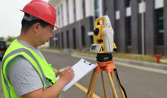 嚴(yán)格質(zhì)檢